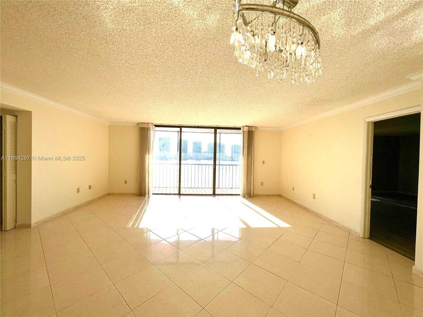 Small Image of 17600 NORTH BAY RD #N701, Sunny Isles Beach Number 5