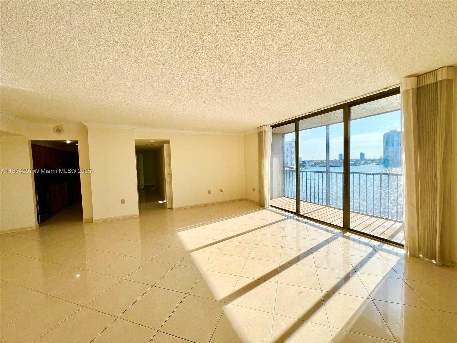 Small Image of 17600 NORTH BAY RD #N701, Sunny Isles Beach Number 7
