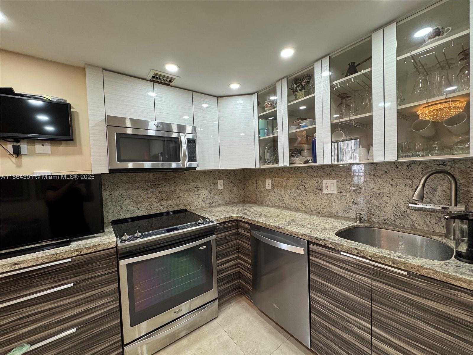 Small Image of 210 174TH ST #2415, Sunny Isles Beach Number 13
