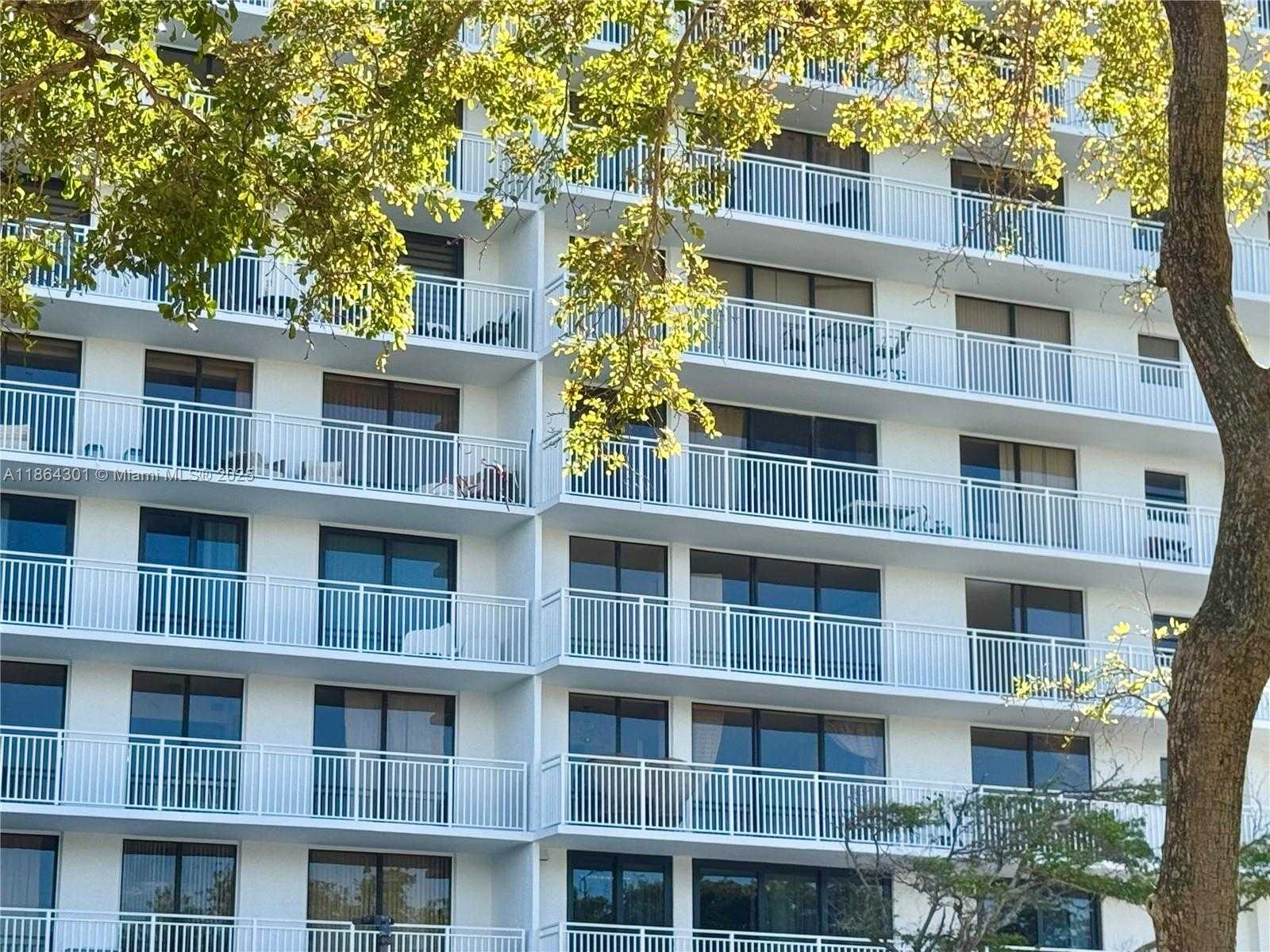 Small Image of 210 174TH ST #2415, Sunny Isles Beach Number 50