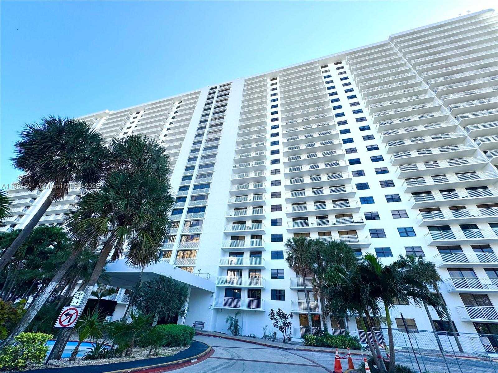 Small Image of 210 174TH ST #2415, Sunny Isles Beach Number 54