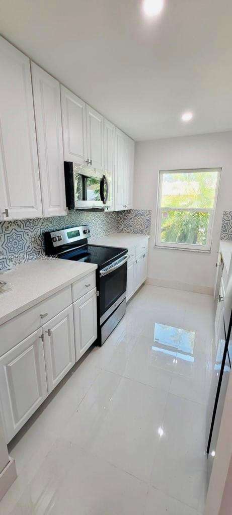 Small Image of 5510 SOUTH WEST 139TH PL, Miami Number 4