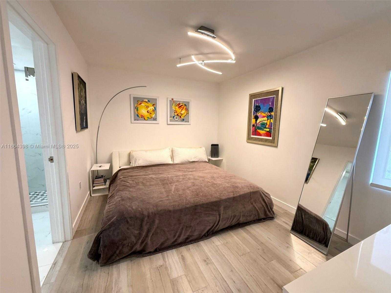 Small Image of 1610 EUCLID AVE #B203, Miami Beach Number 12