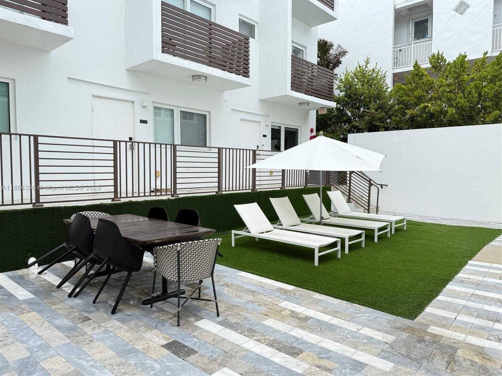 Small Image of 1610 EUCLID AVE #B203, Miami Beach Number 18