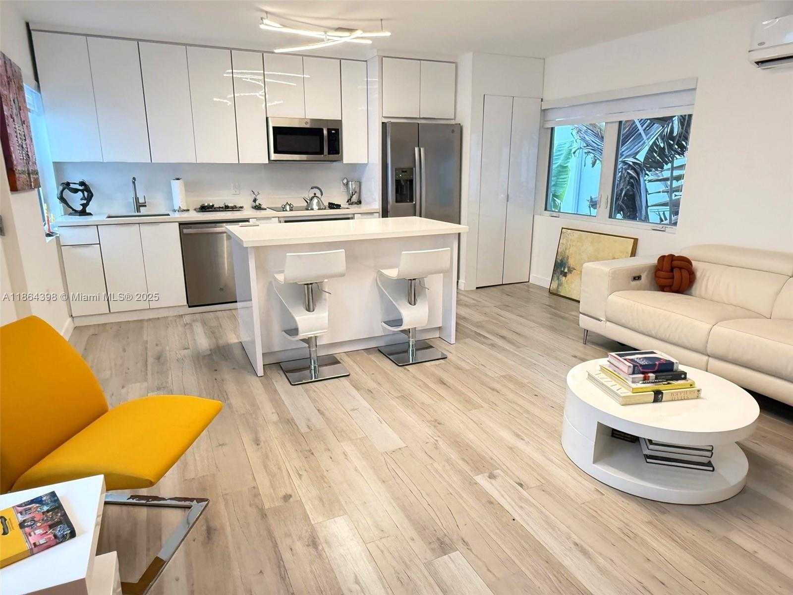 Small Image of 1610 EUCLID AVE #B203, Miami Beach Number 7