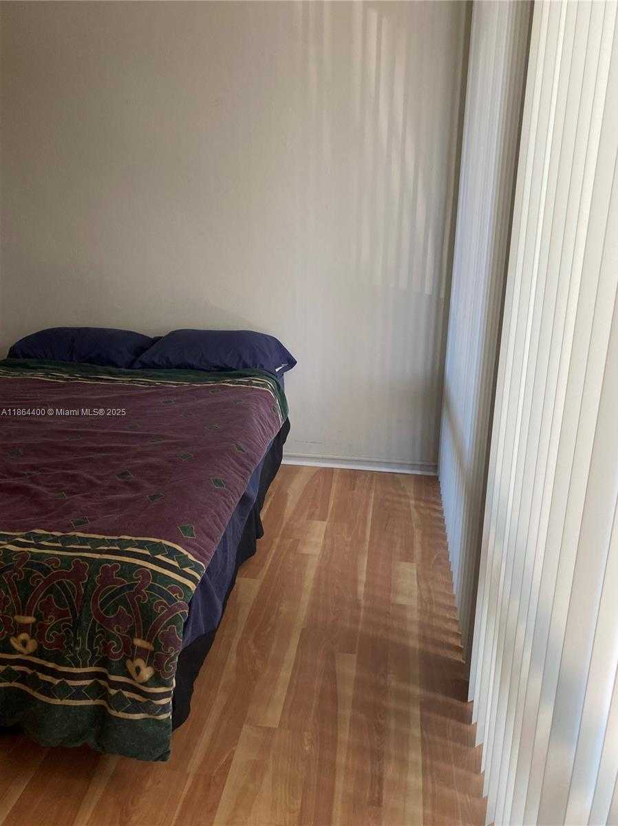 Small Image of 1408 SOUTH EAST BRICKELL BAY DR #216, Miami Number 13