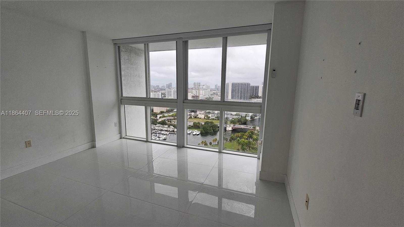 Small Image of 1861 NORTH WEST NORTH RIVER DR #11, Miami Number 28