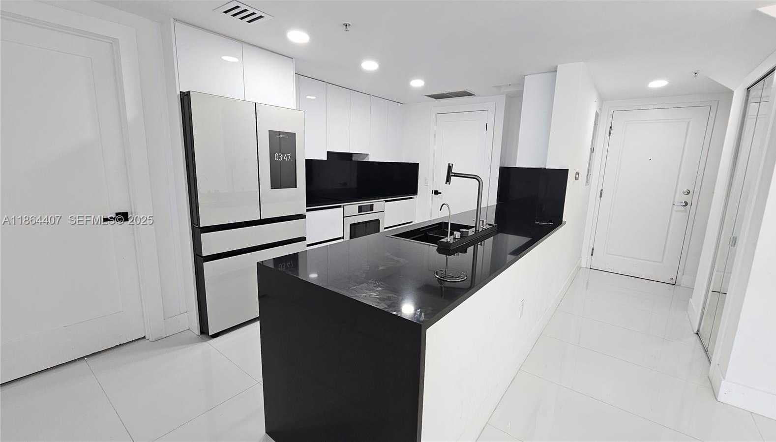 Small Image of 1861 NORTH WEST NORTH RIVER DR #11, Miami Number 3