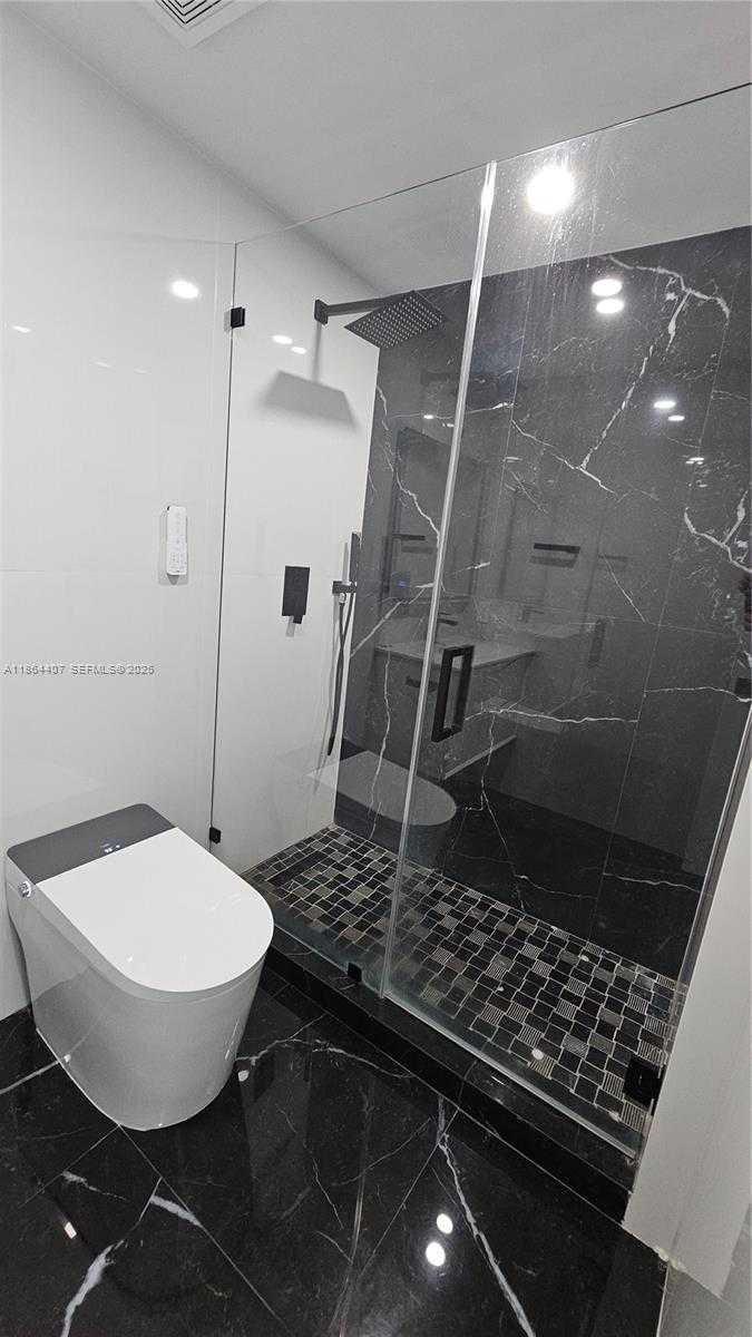 Small Image of 1861 NORTH WEST NORTH RIVER DR #11, Miami Number 42