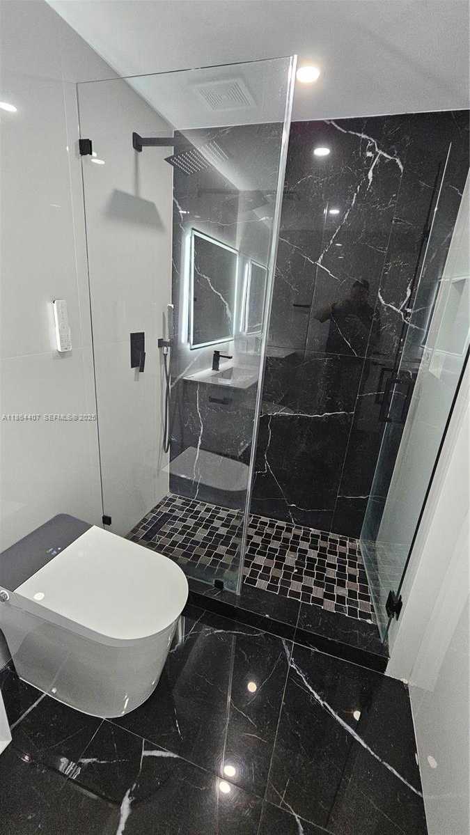 Small Image of 1861 NORTH WEST NORTH RIVER DR #11, Miami Number 46