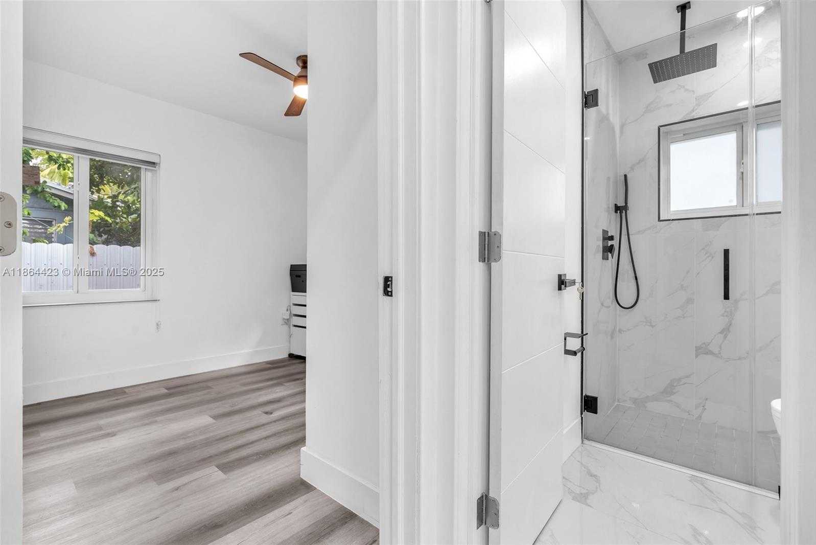 Small Image of 886 NORTH EAST 134TH ST, North Miami Number 13