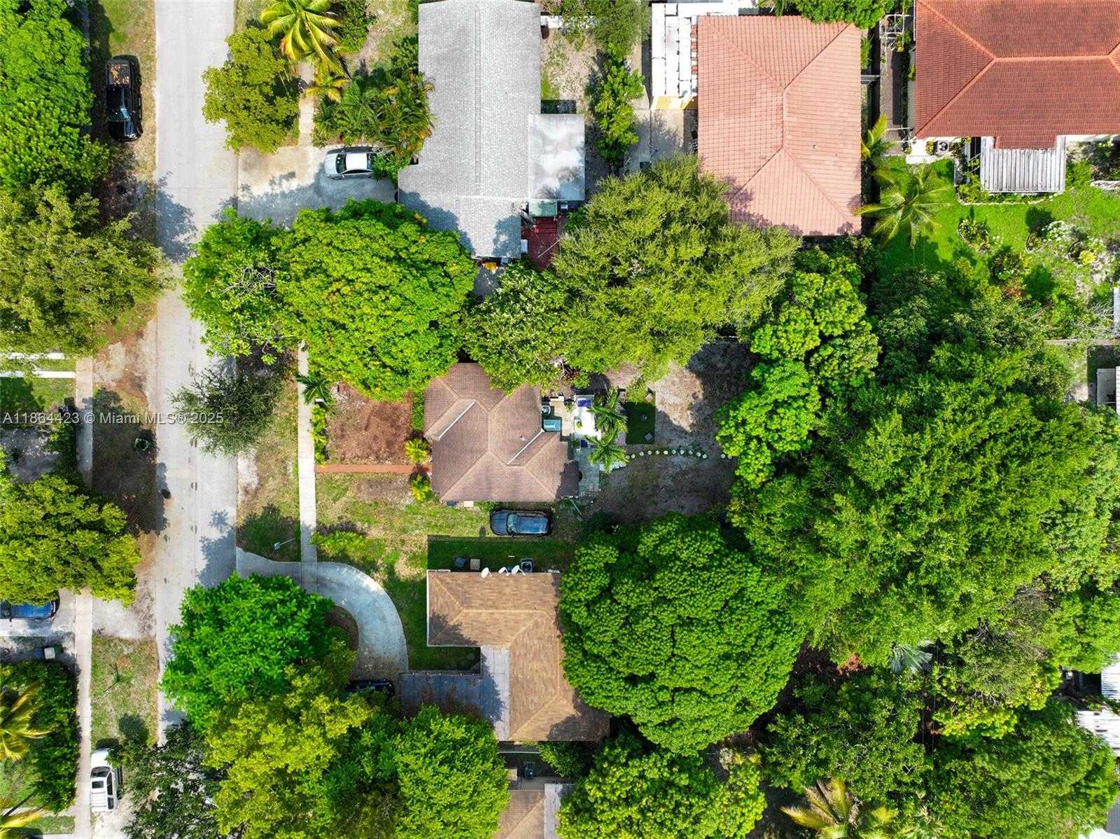 Small Image of 886 NORTH EAST 134TH ST, North Miami Number 43