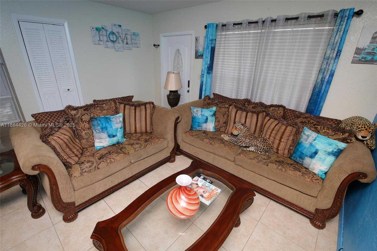Small Image of 6711 BOULEVARD OF CHAMPIONS, North Lauderdale Number 11