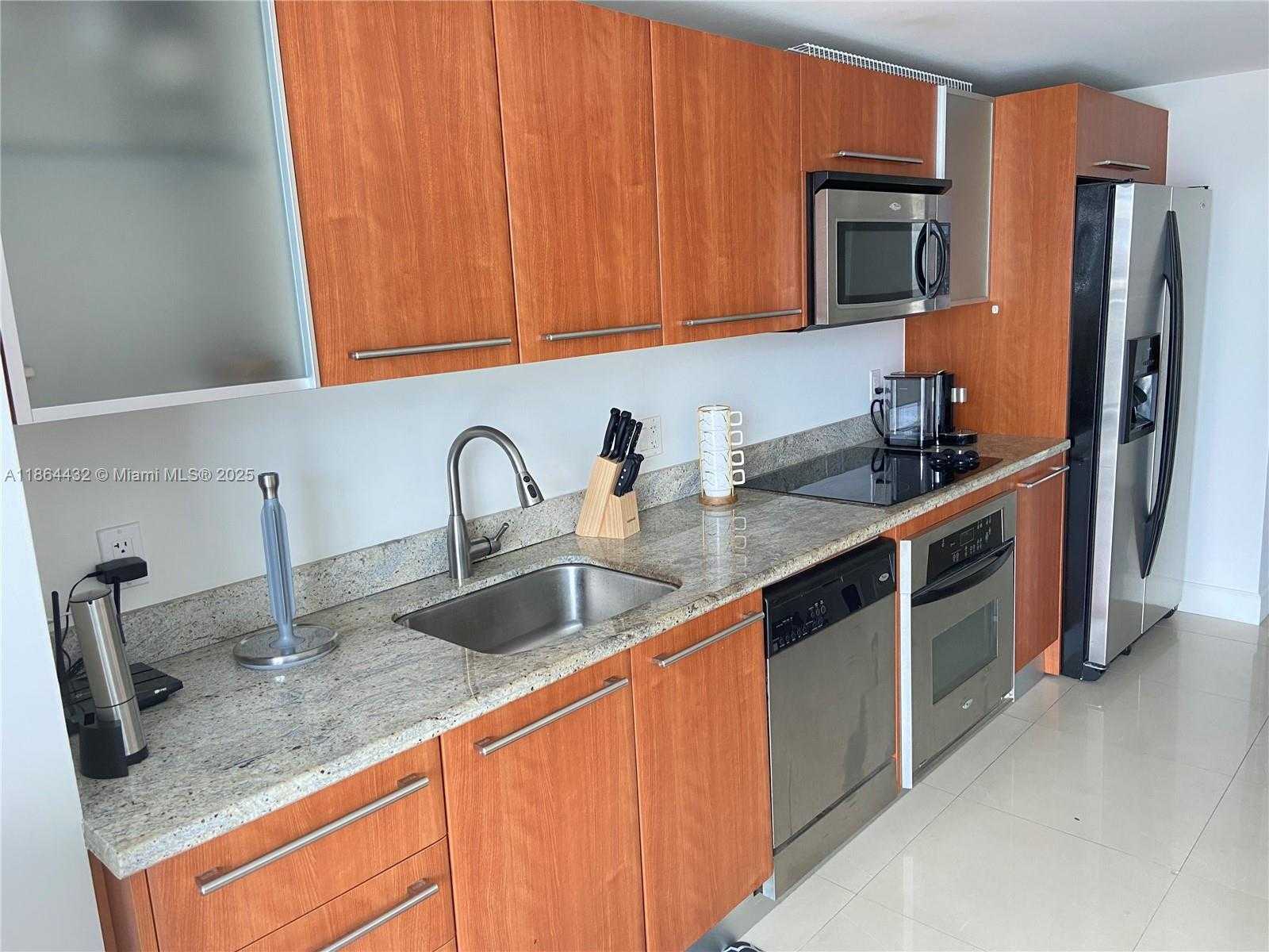 Small Image of 185 SOUTH WEST 7TH ST #3206, Miami Number 7