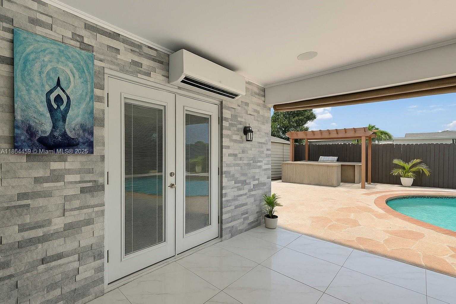 Small Image of 6646 NORTH WEST 1ST CT, Margate Number 20