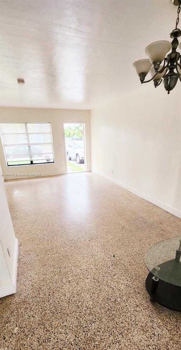 Small Image of 1051 NORTH EAST 155TH ST, North Miami Beach Number 6