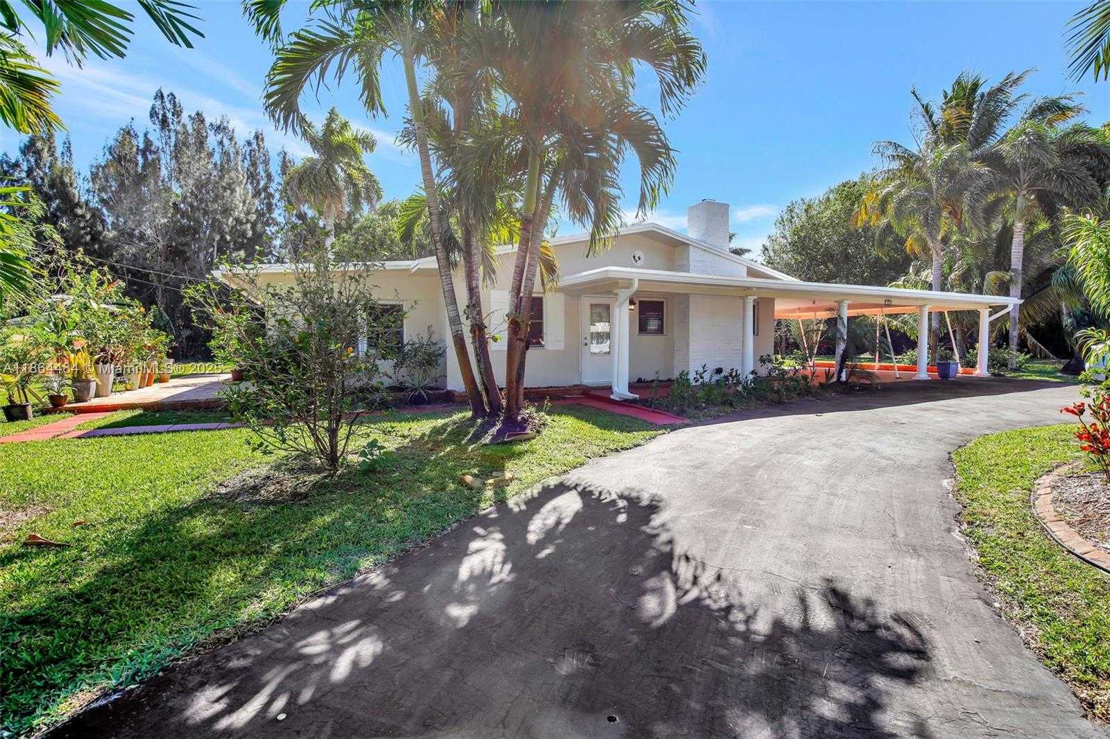 Small Image of 100 NORTH HIBISCUS COURT, Plantation Number 2