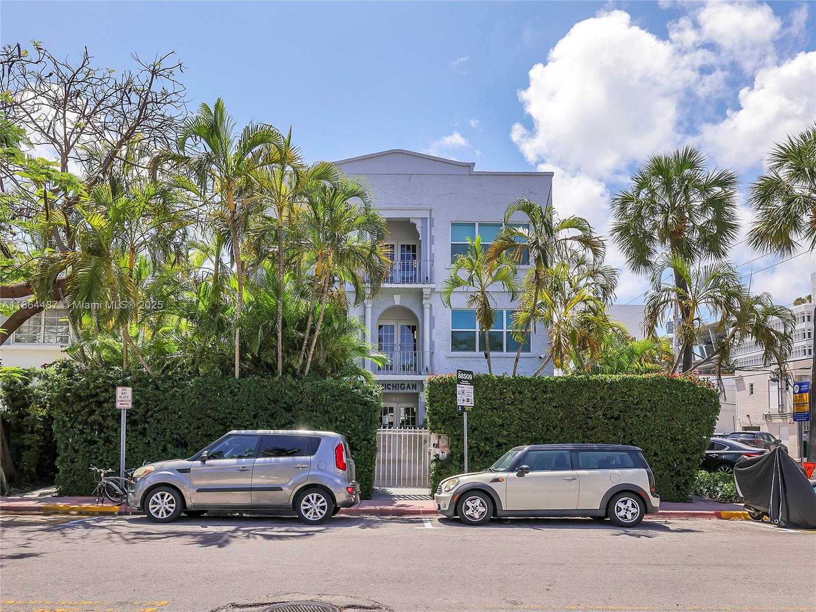Small Image of 1618 MICHIGAN AVE #25, Miami Beach Number 12