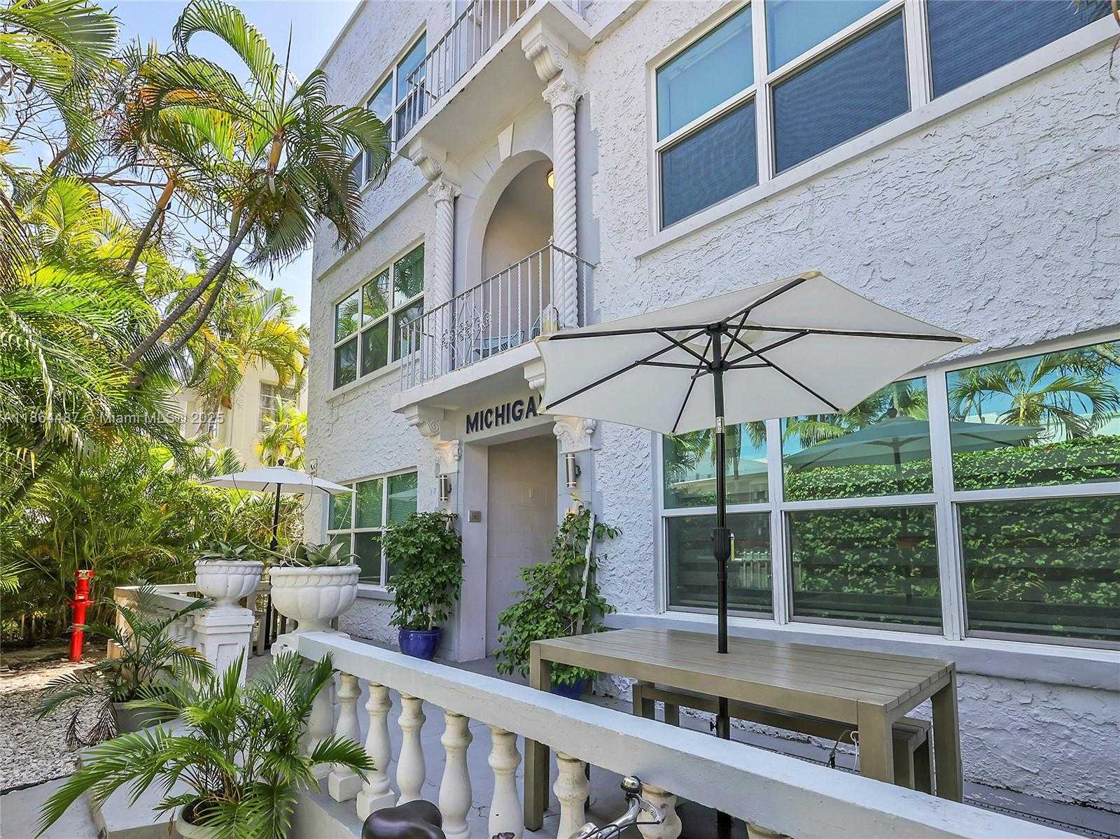 Small Image of 1618 MICHIGAN AVE #25, Miami Beach Number 14