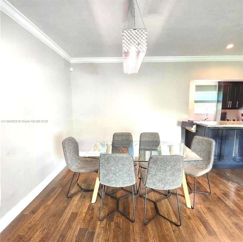 Small Image of 1700 SOUTH WEST 16TH TER, Miami Number 10