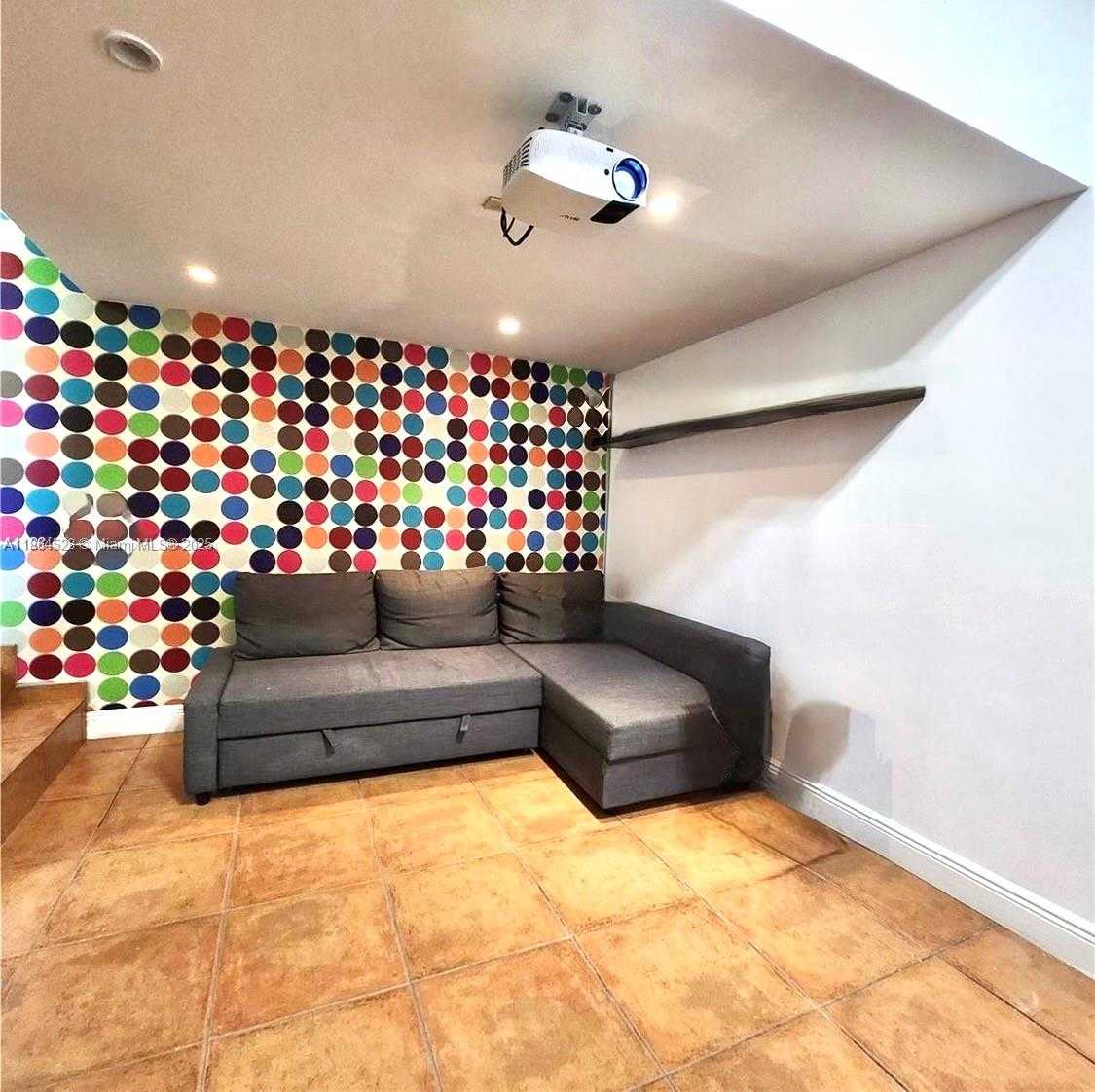 Small Image of 1700 SOUTH WEST 16TH TER, Miami Number 18