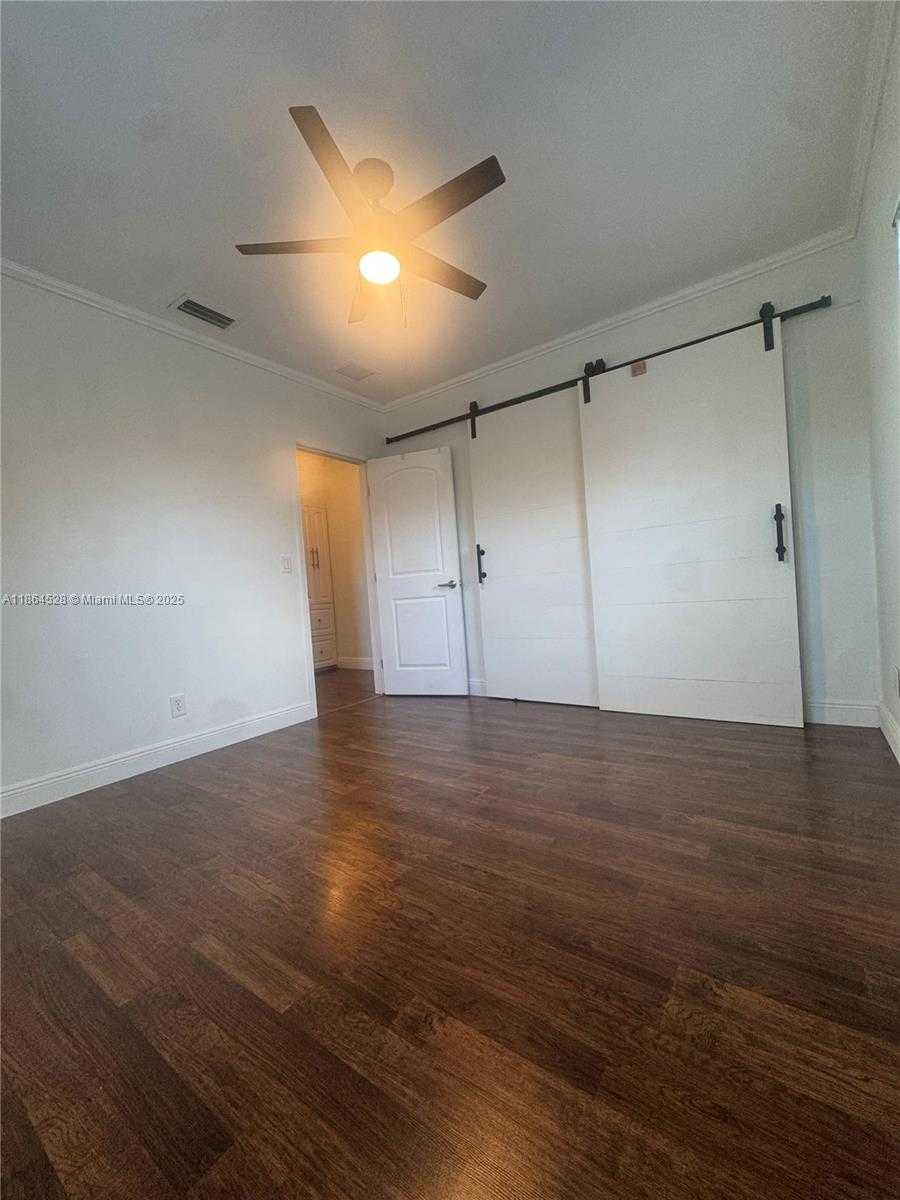 Small Image of 1700 SOUTH WEST 16TH TER, Miami Number 28