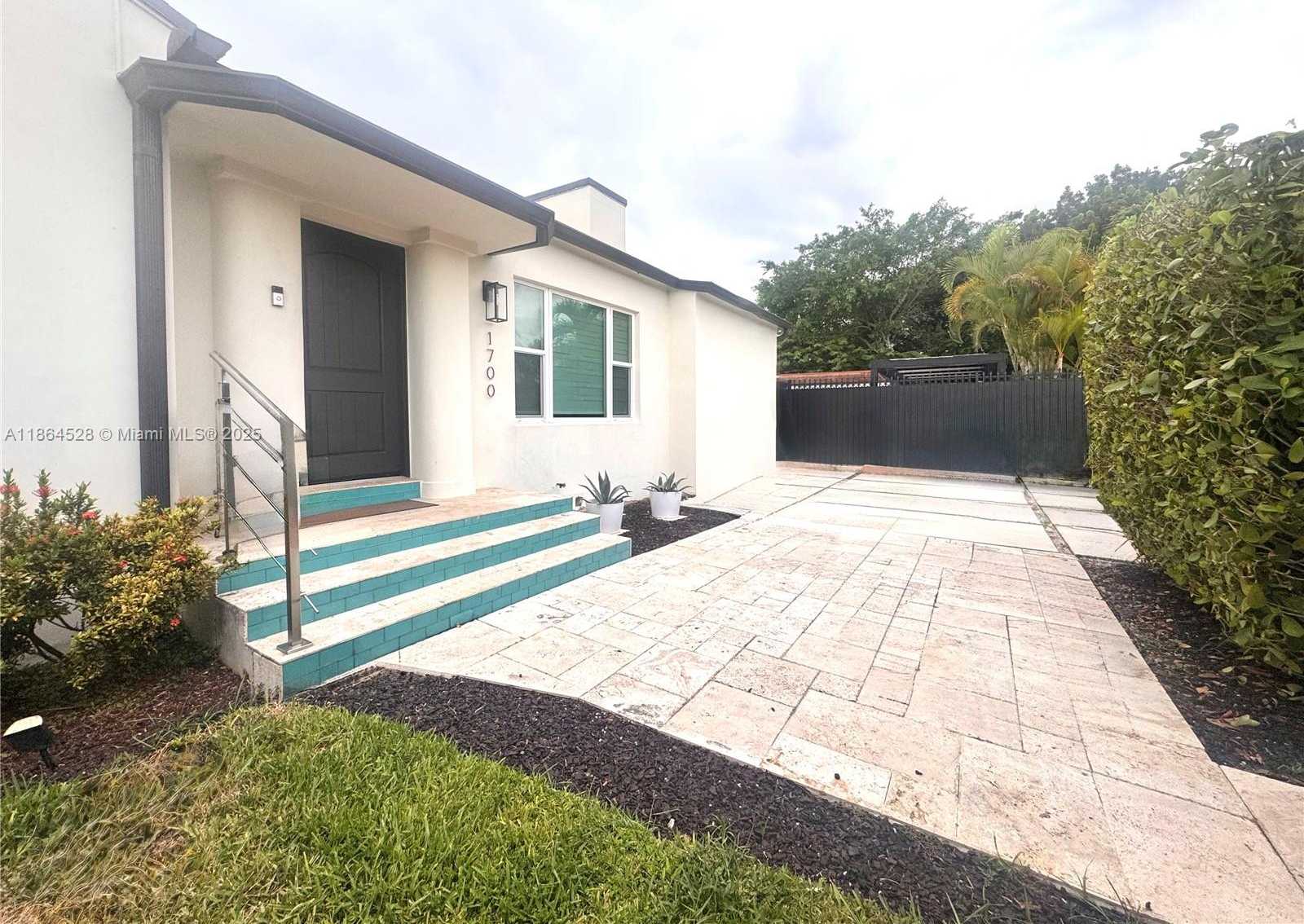 Small Image of 1700 SOUTH WEST 16TH TER, Miami Number 3