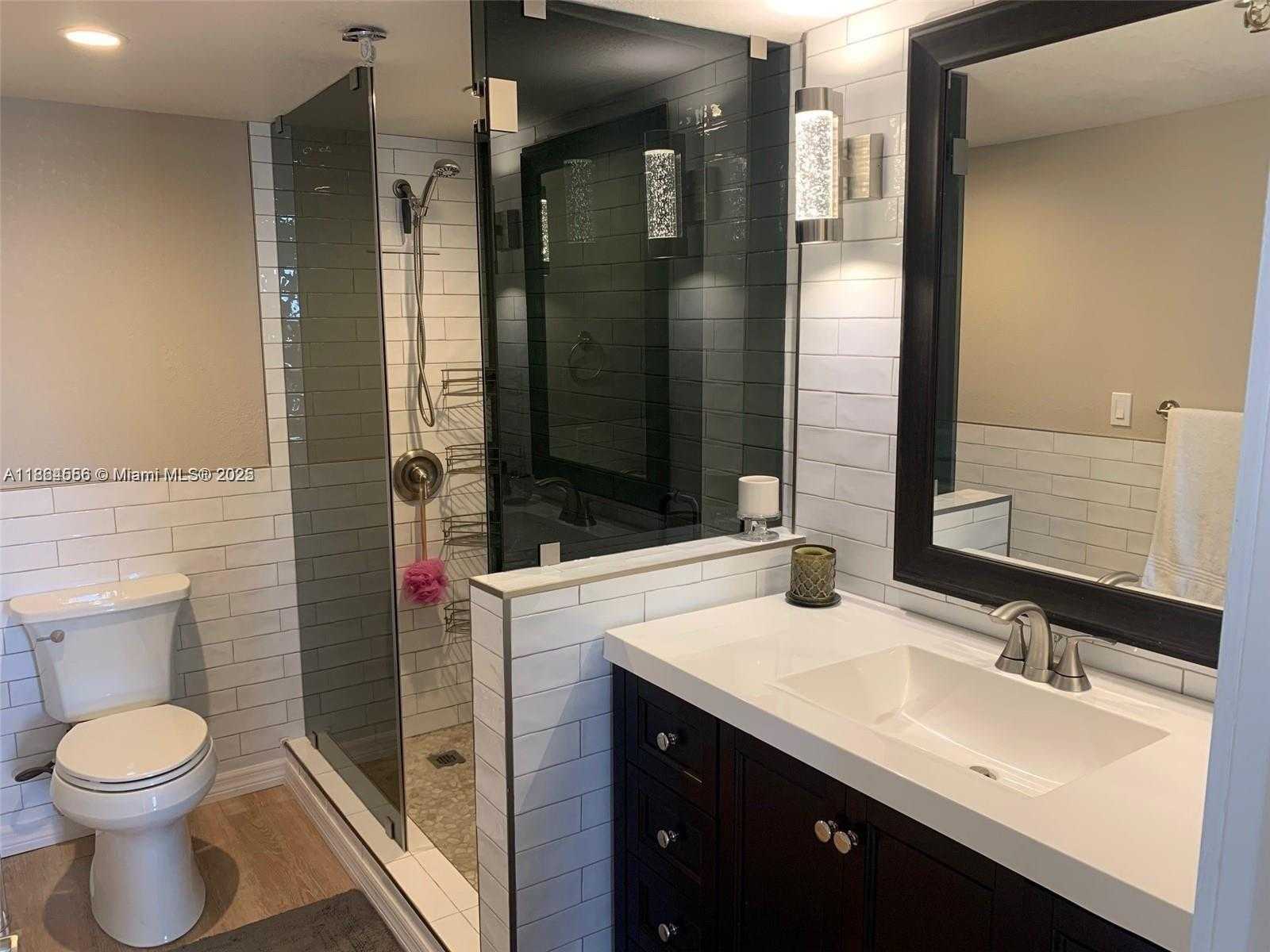Small Image of 1345 WEST AVE #902, Miami Beach Number 8