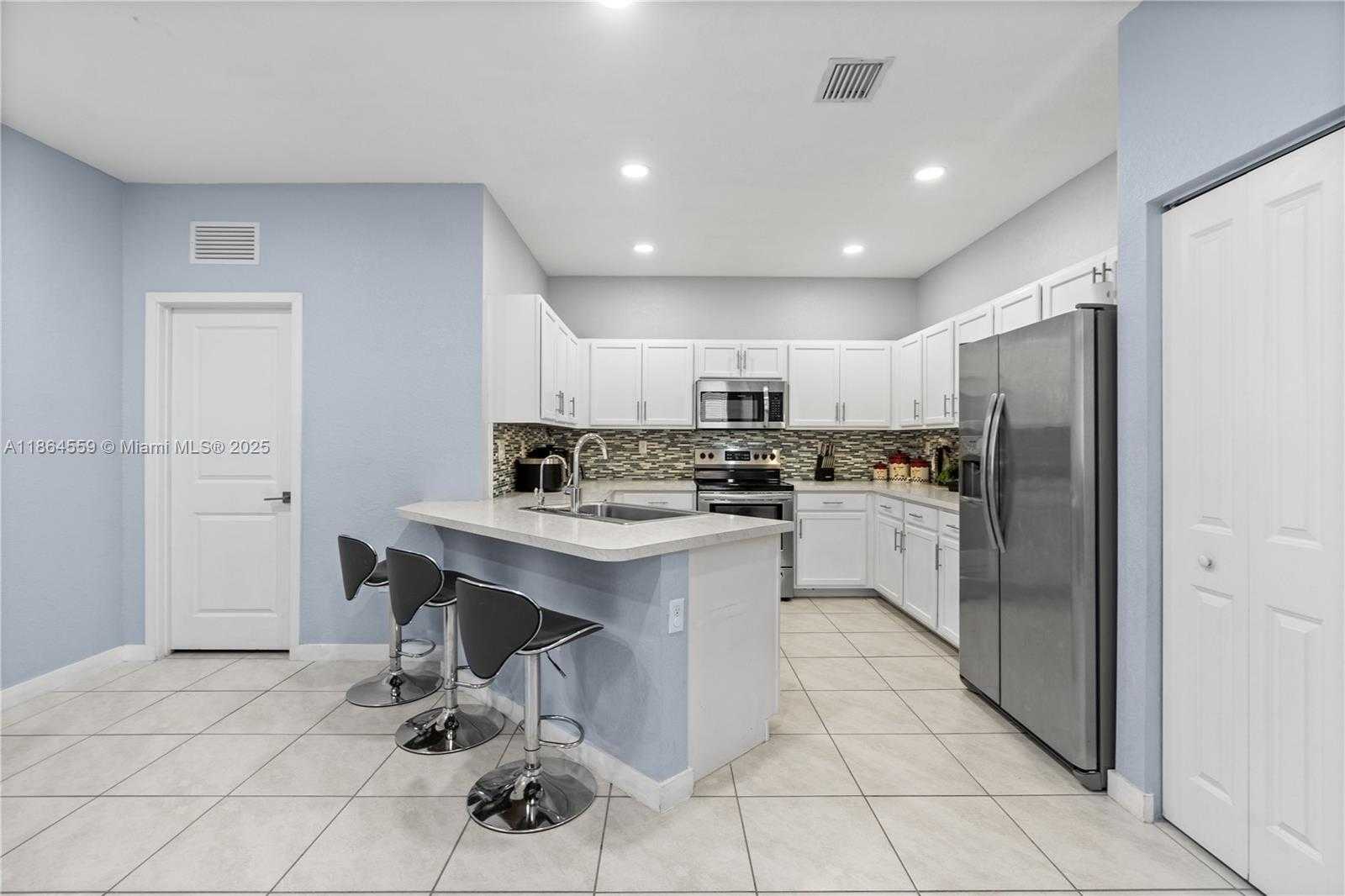 Small Image of 24442 SOUTH WEST 117TH PATH, Homestead Number 16