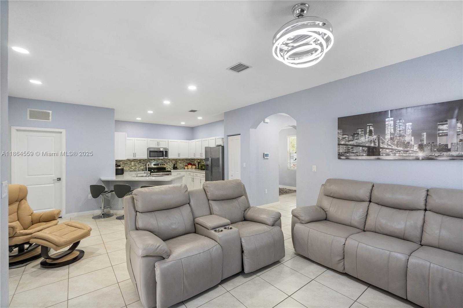 Small Image of 24442 SOUTH WEST 117TH PATH, Homestead Number 18