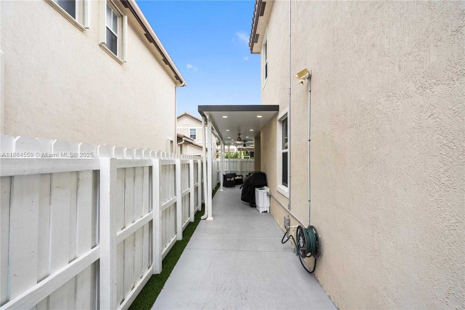 Small Image of 24442 SOUTH WEST 117TH PATH, Homestead Number 39