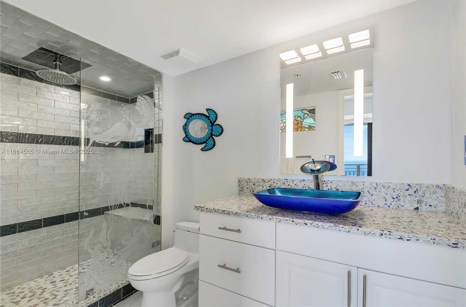 Small Image of 3000 NORTH OCEAN DR #PH-D, Singer Island Number 24