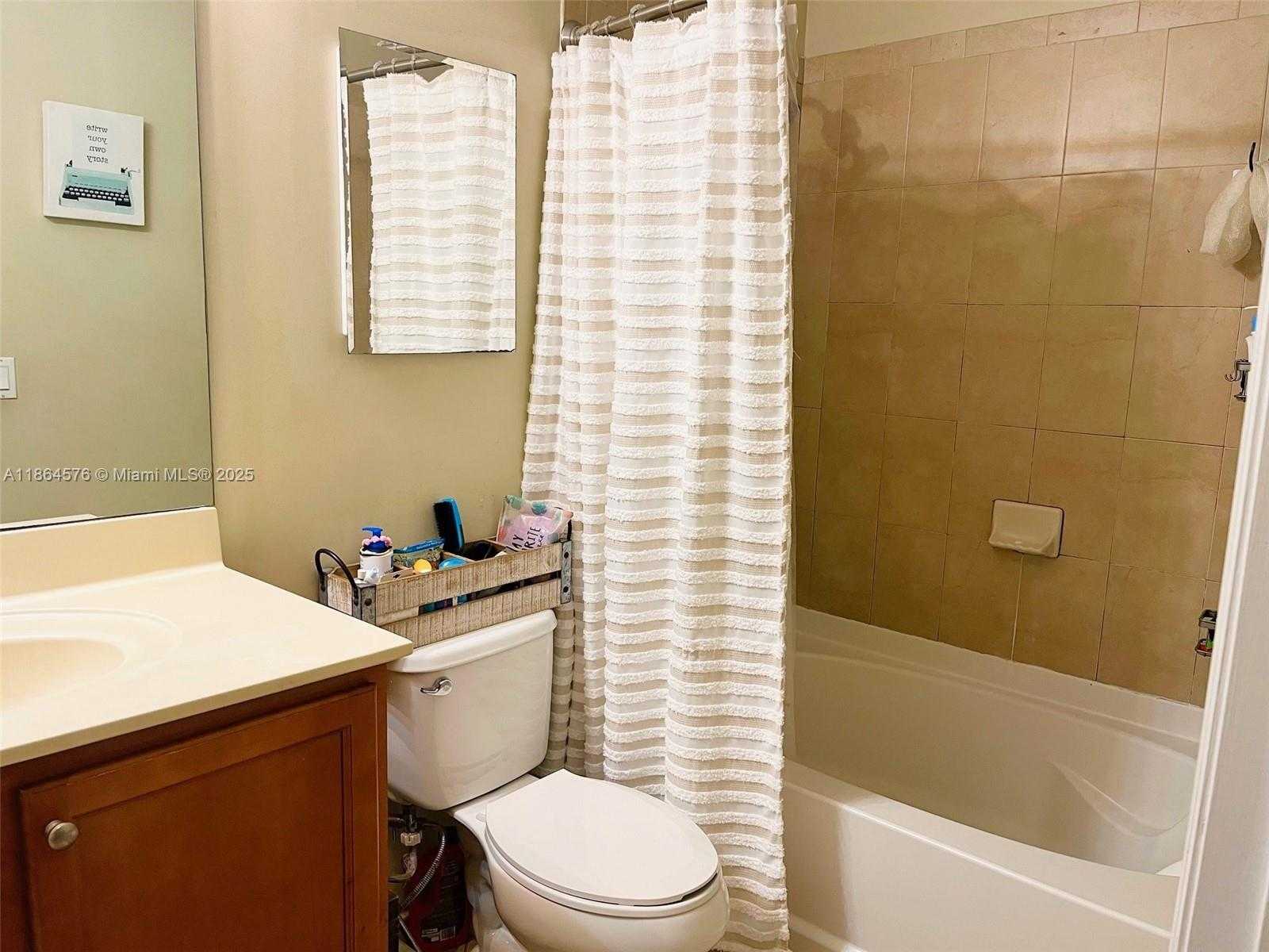 Small Image of 11601 NORTH WEST 89TH ST #204, Doral Number 12