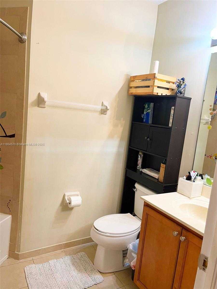 Small Image of 11601 NORTH WEST 89TH ST #204, Doral Number 16