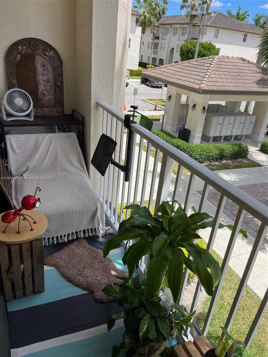 Small Image of 11601 NORTH WEST 89TH ST #204, Doral Number 18