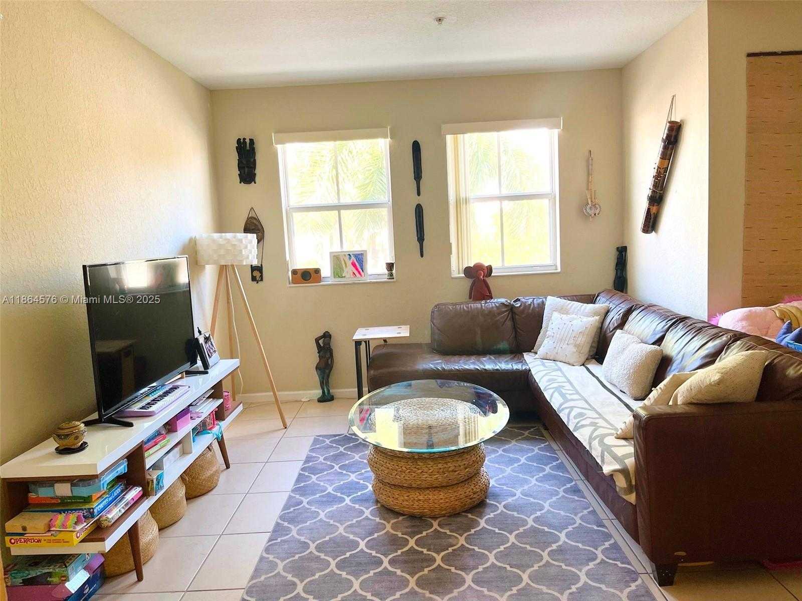 Small Image of 11601 NORTH WEST 89TH ST #204, Doral Number 2