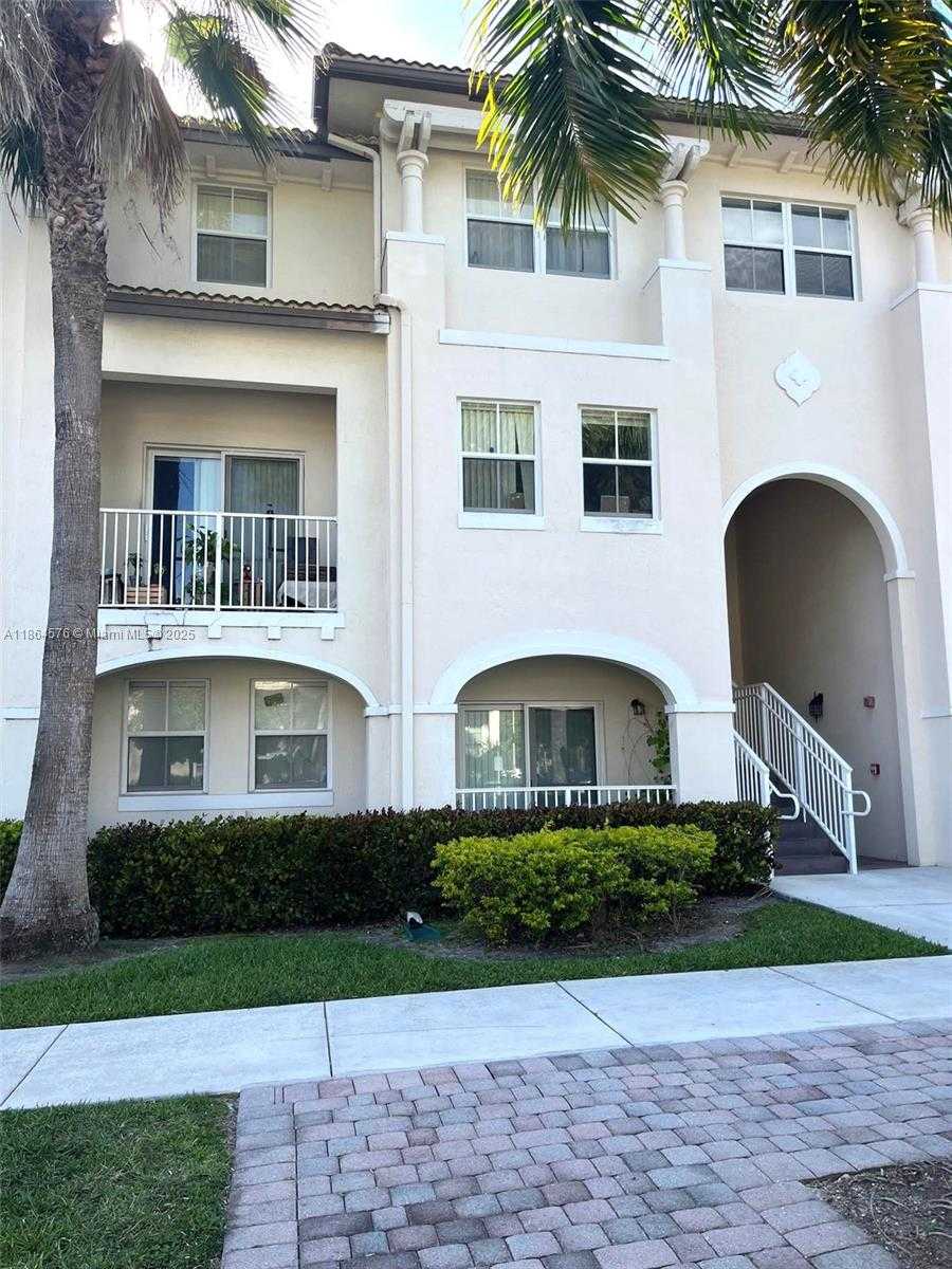 Small Image of 11601 NORTH WEST 89TH ST #204, Doral Number 20
