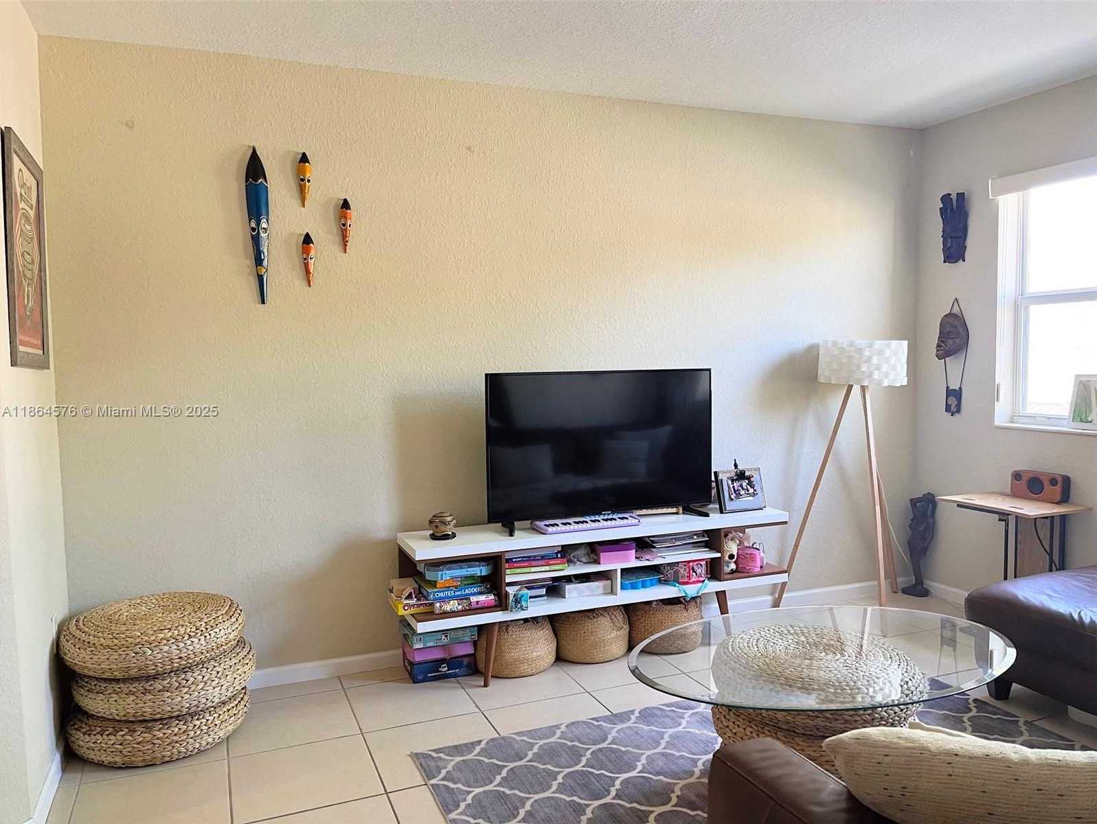 Small Image of 11601 NORTH WEST 89TH ST #204, Doral Number 3