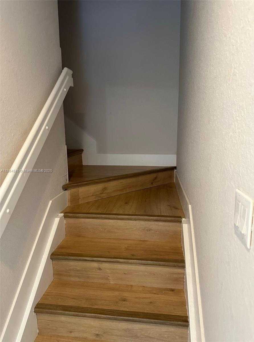 Small Image of 11601 NORTH WEST 89TH ST #204, Doral Number 9