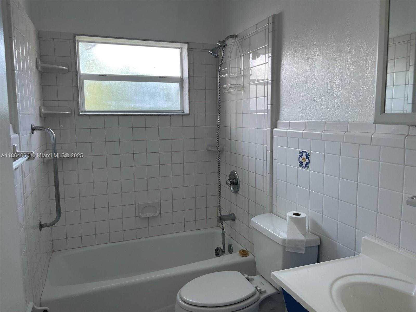 Small Image of 5803 GARFIELD ST #5803, Hollywood Number 15