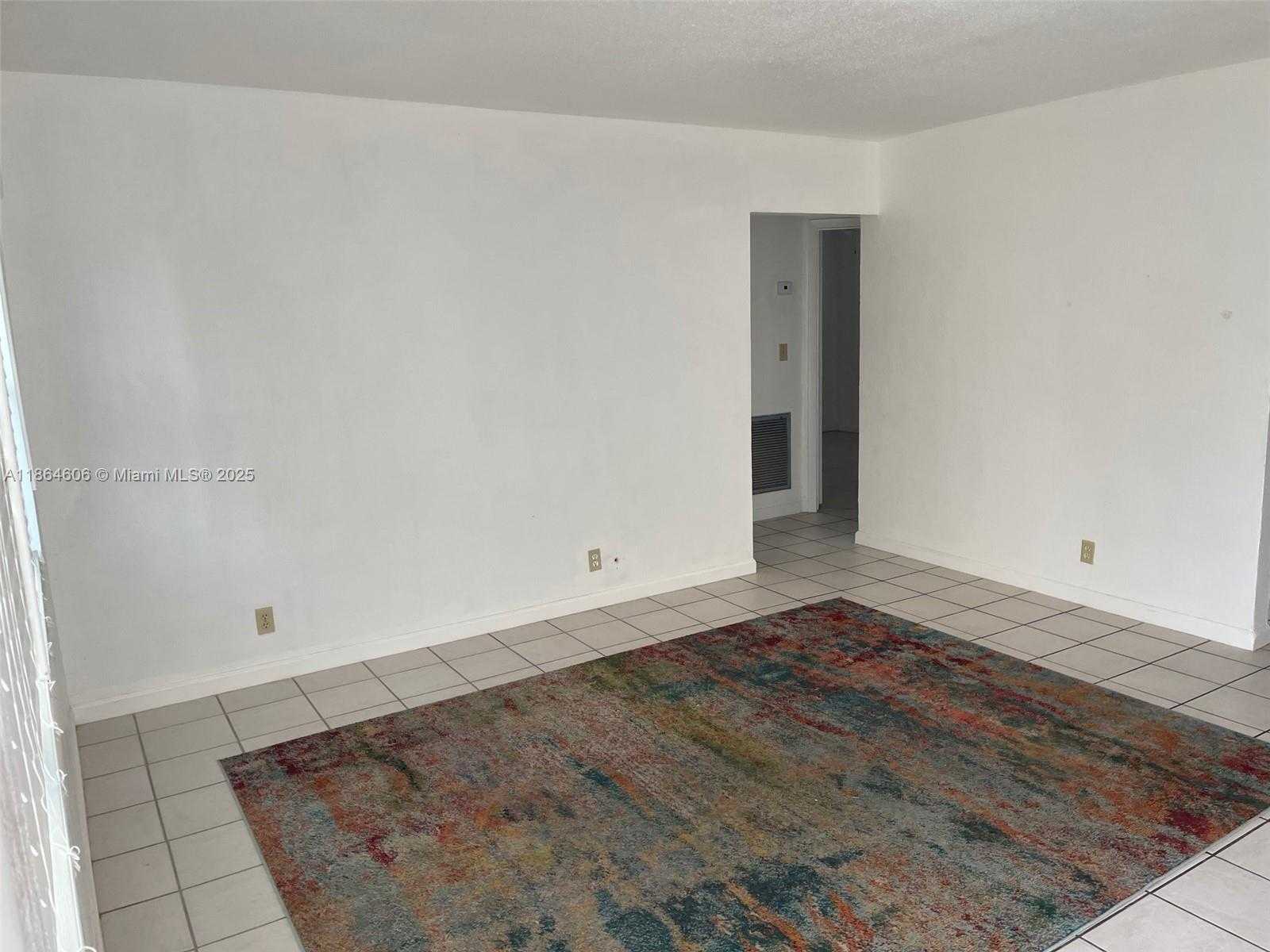 Small Image of 5803 GARFIELD ST #5803, Hollywood Number 4