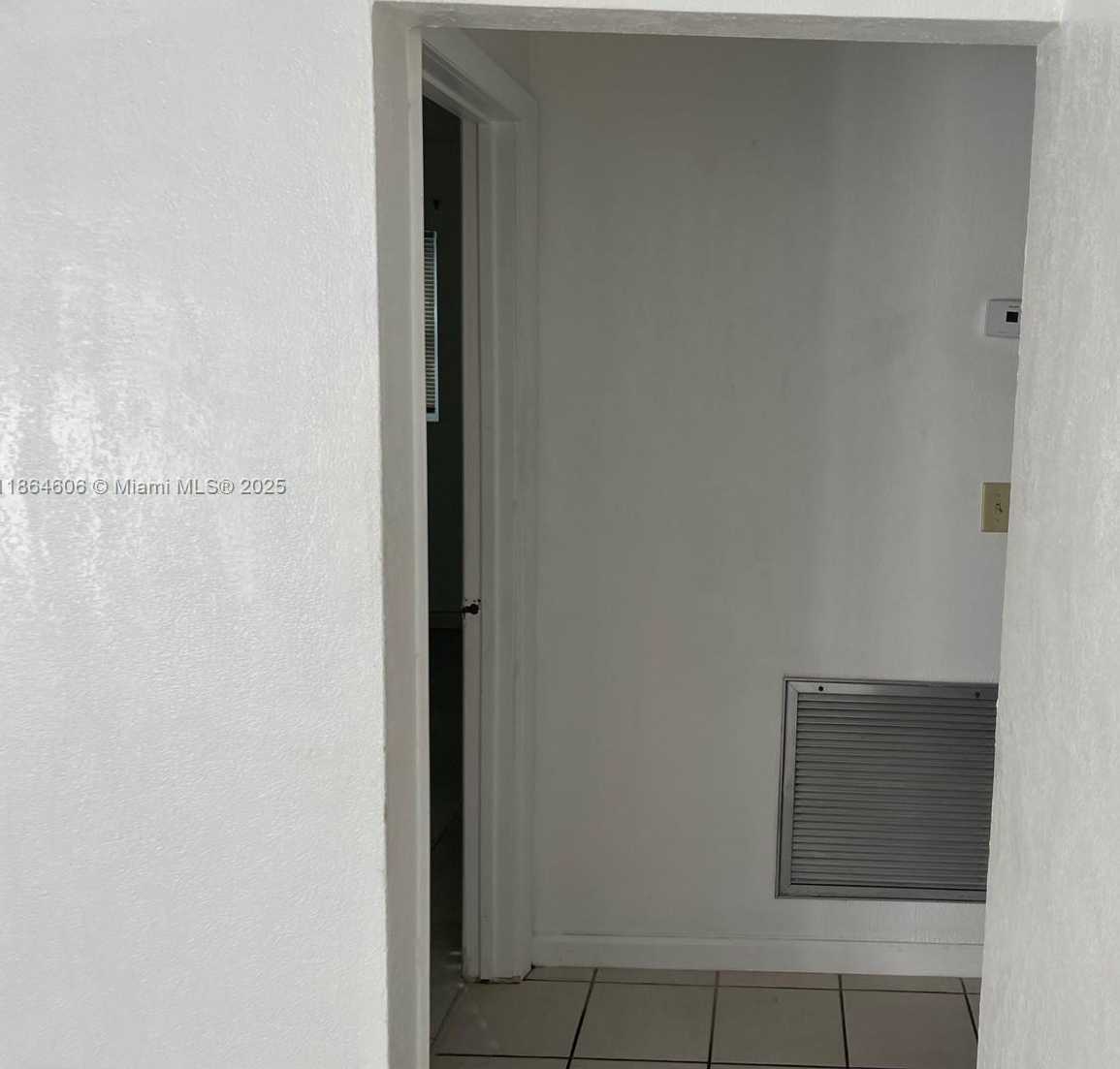 Small Image of 5803 GARFIELD ST #5803, Hollywood Number 8