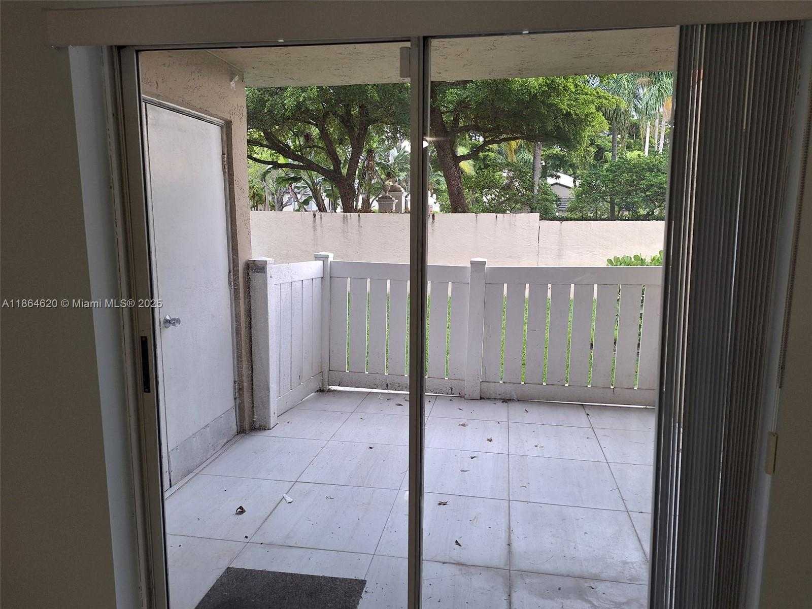 Small Image of 18810 NORTH WEST 57TH AVE #104, Hialeah Number 7