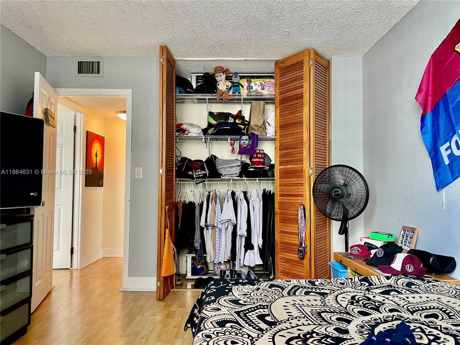 Small Image of 2750 NORTH EAST 183RD ST #2308, Aventura Number 11