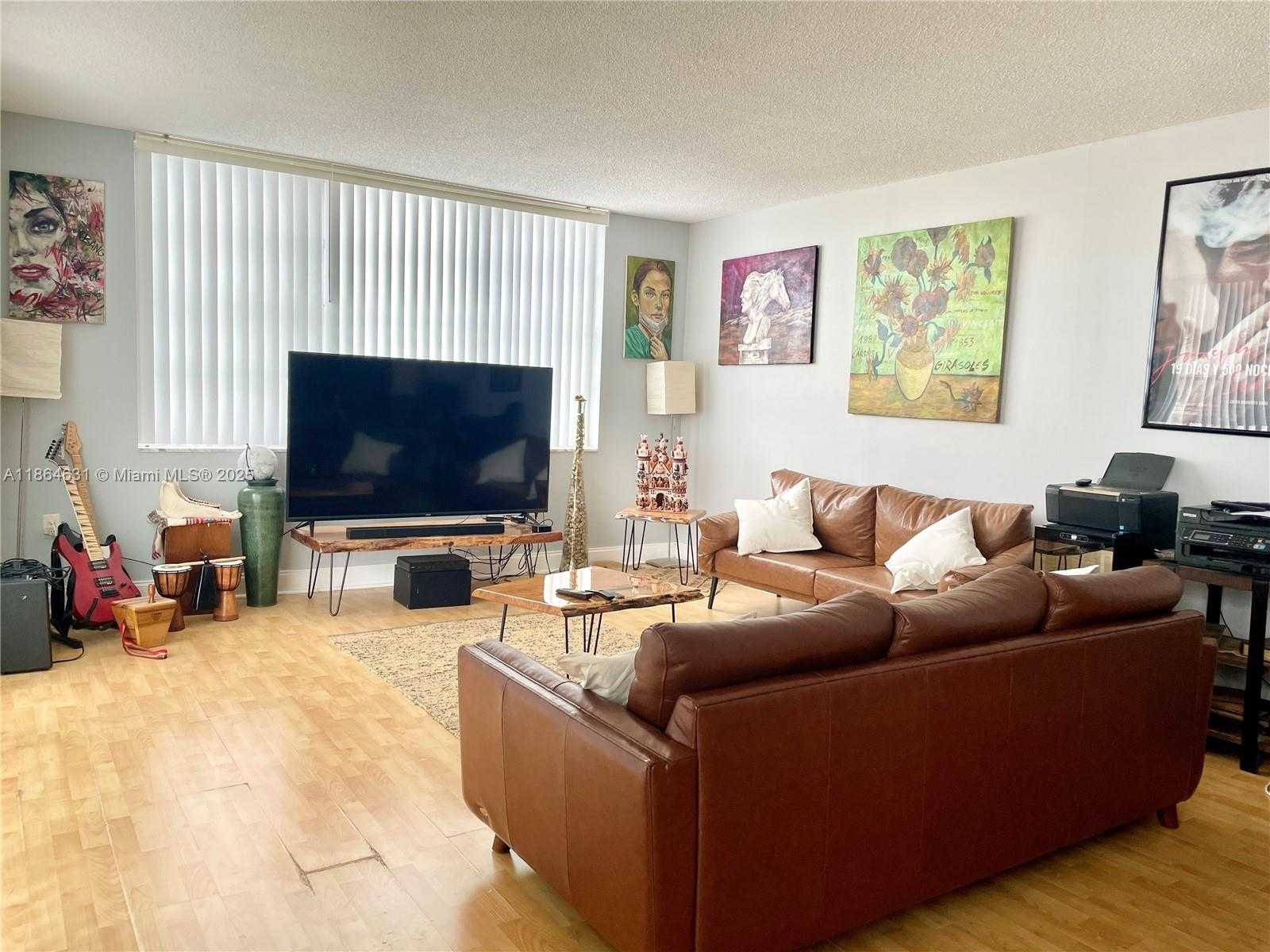 Small Image of 2750 NORTH EAST 183RD ST #2308, Aventura Number 2