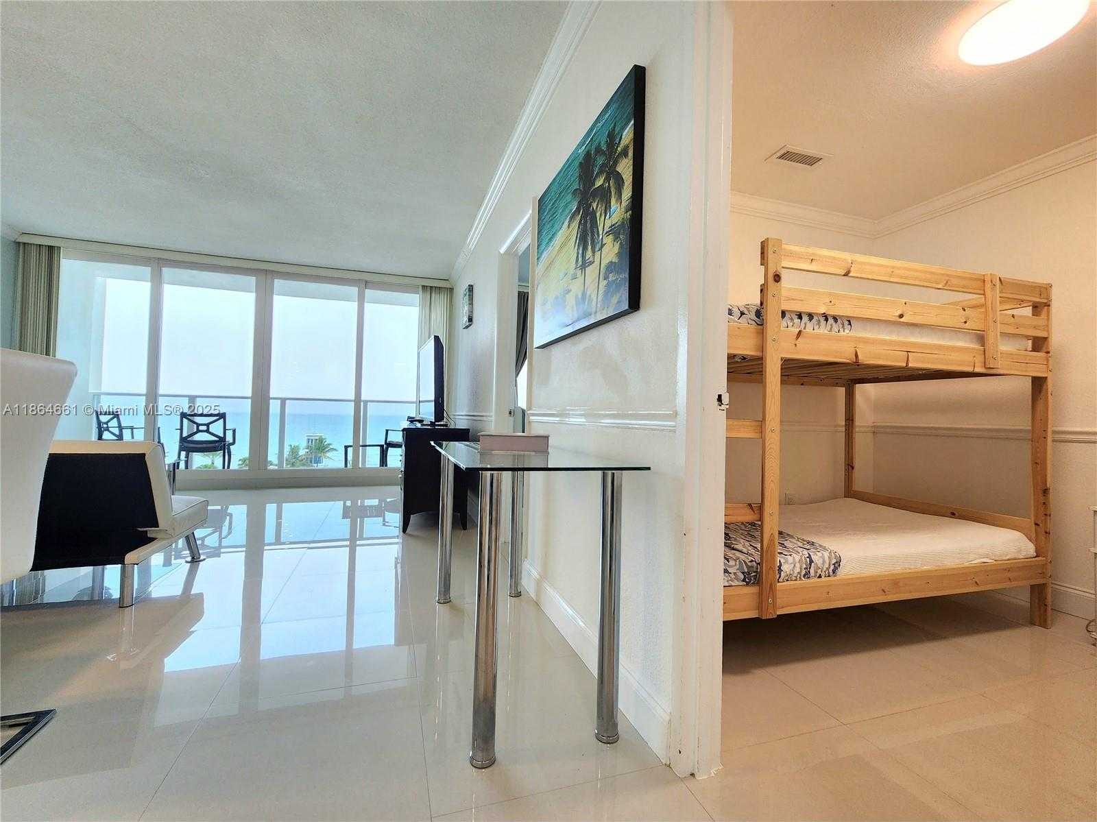 Small Image of 3505 SOUTH OCEAN DR #707, Hollywood Number 14