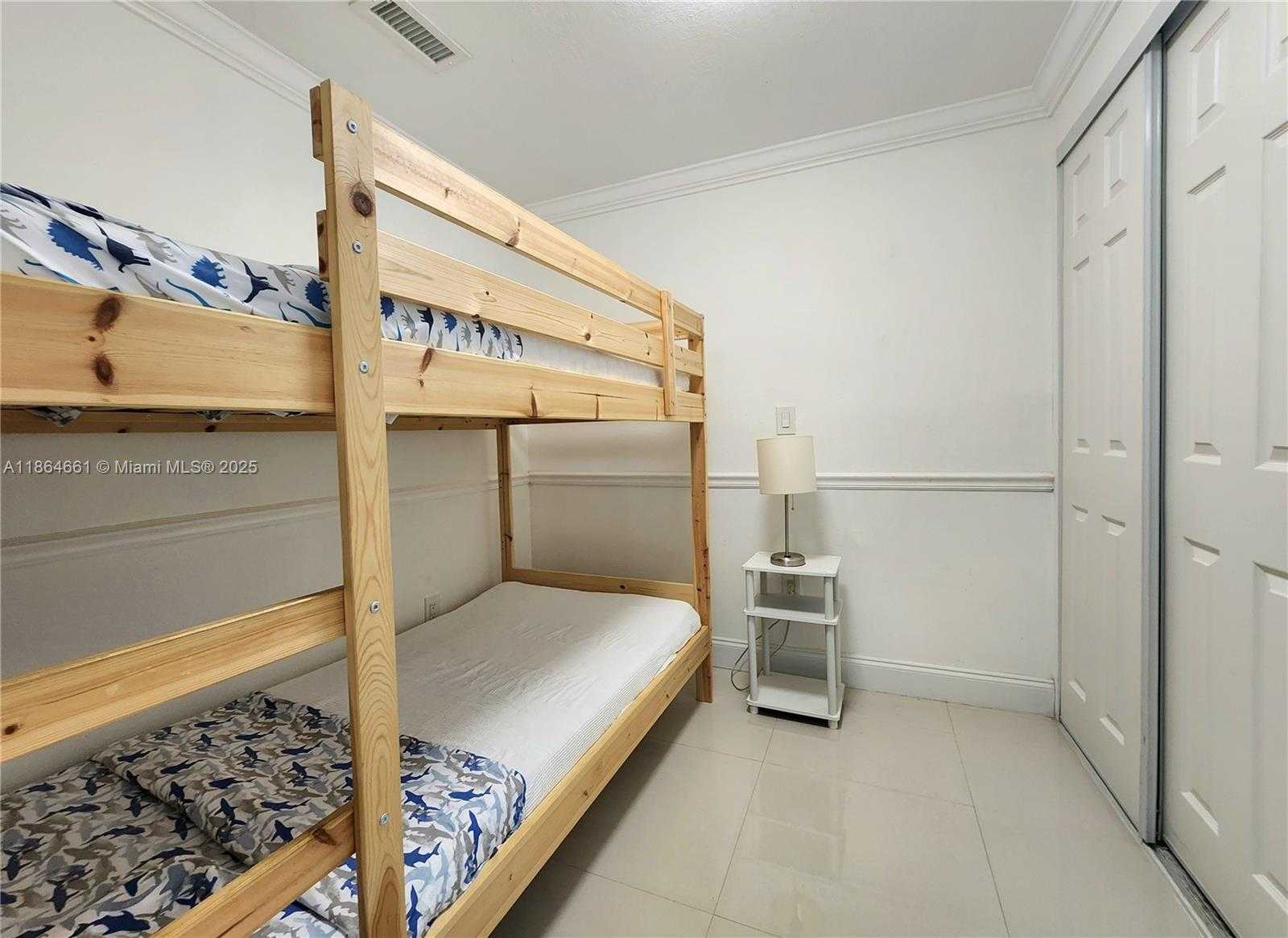 Small Image of 3505 SOUTH OCEAN DR #707, Hollywood Number 15