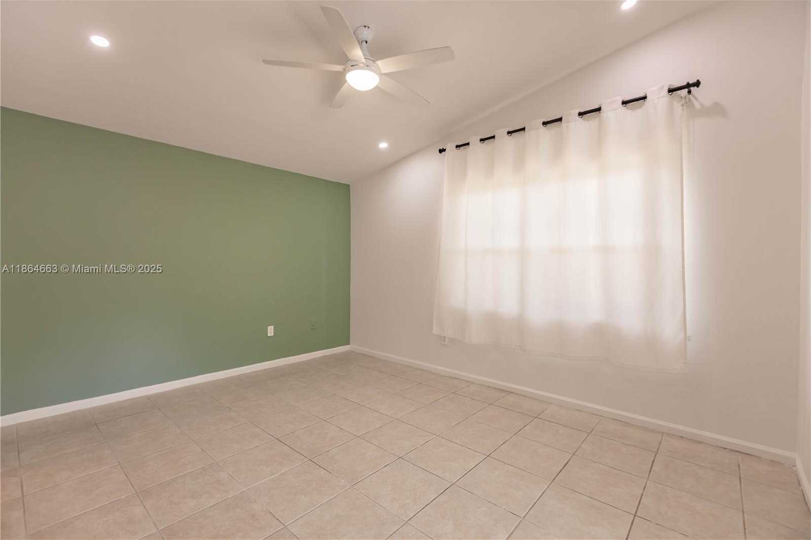 Small Image of 2235 SOUTH EAST 6TH CT, Homestead Number 11