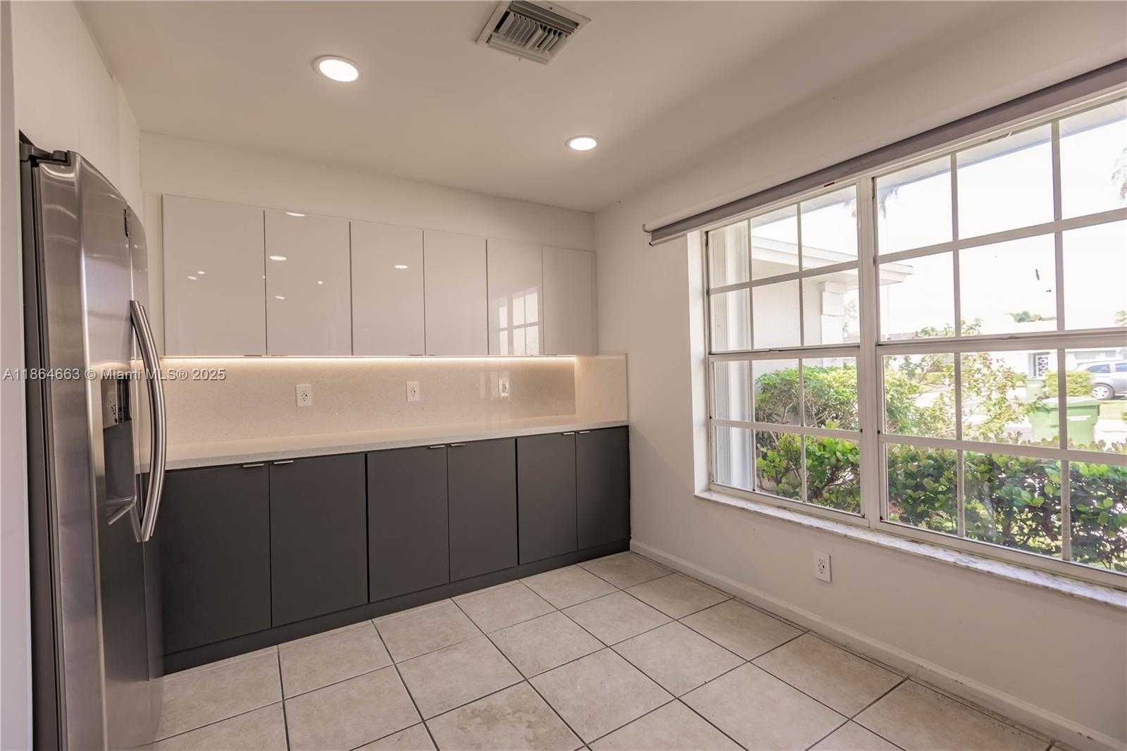 Small Image of 2235 SOUTH EAST 6TH CT, Homestead Number 5