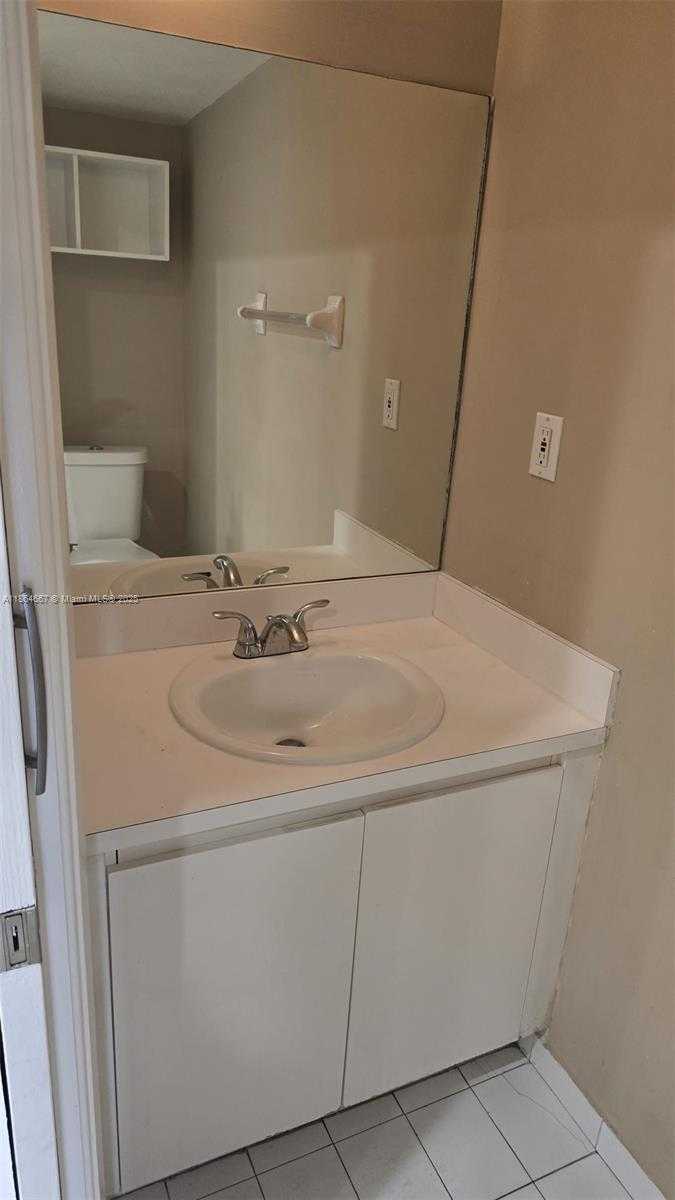 Small Image of Hialeah Gardens Number 5